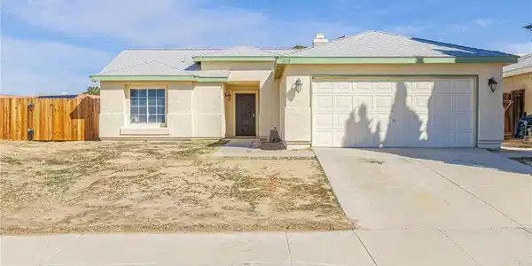 1133 Oakwood Lane