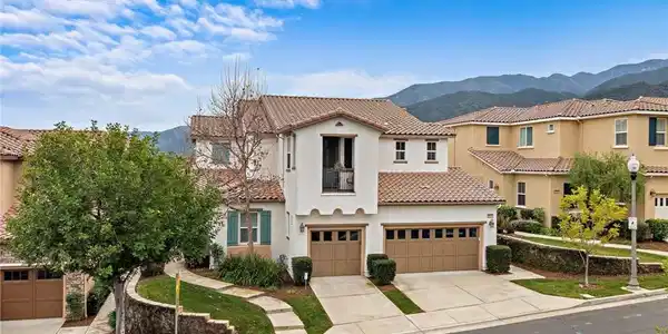 8807 Cuyamaca