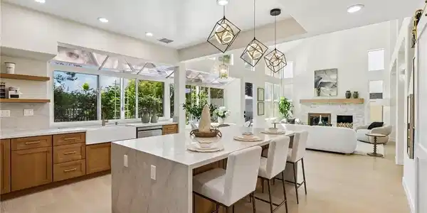 4 Meadowpoint