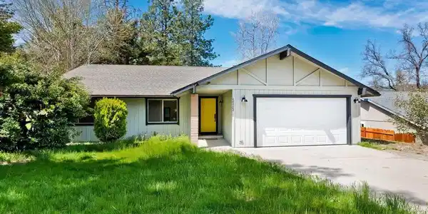 40922 Elliott Drive