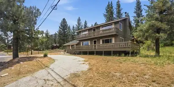 2325 Cypress
