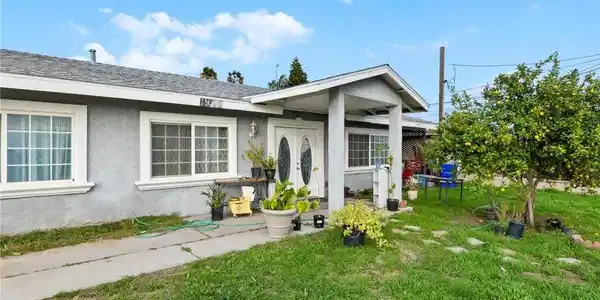 19340 Jurupa