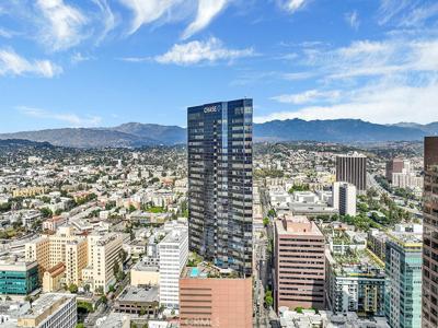 1100 Wilshire