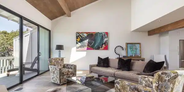 28086 Barn Way