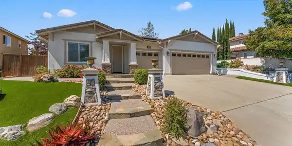 10570 Aspen