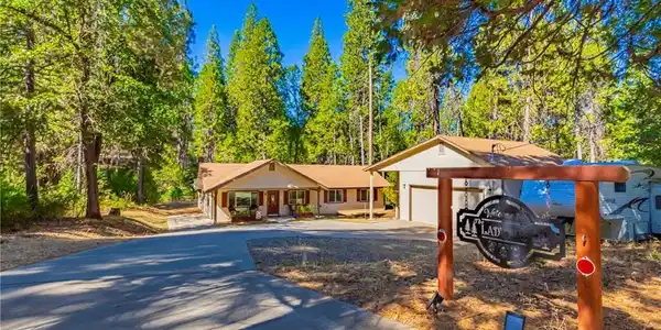 7085 Hites Cove
