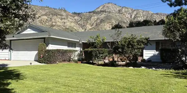 1920 N Altadena Drive