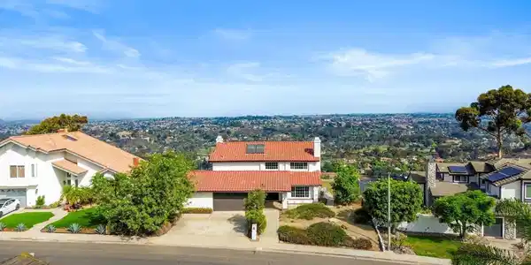 363 Surrey Dr