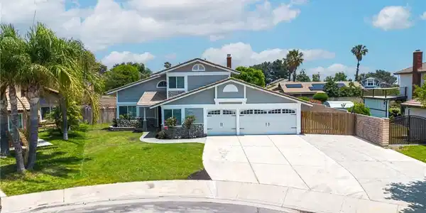 1534 W Summerset Drive