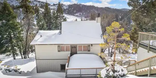 1218 Siskiyou Drive
