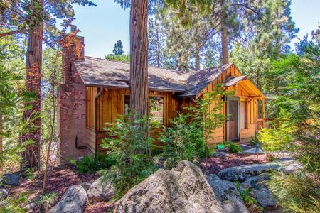 25284 Lakeview Drive