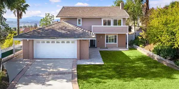 23945 Highland Valley Road
