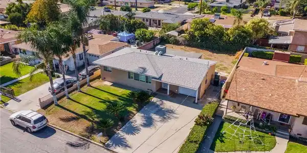538 N Oakdale