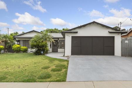 642 Carlsbad St.