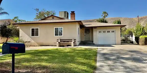 1276 W 31st