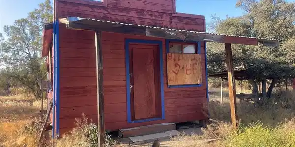60380 Burnt Valley