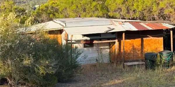 8 Burnt Valley