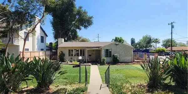 427 W 6th