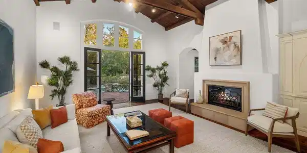 454 Meadowbrook Drive