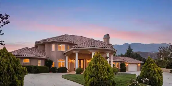 38136 Butterfly Court