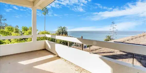 321 N Las Casas Avenue