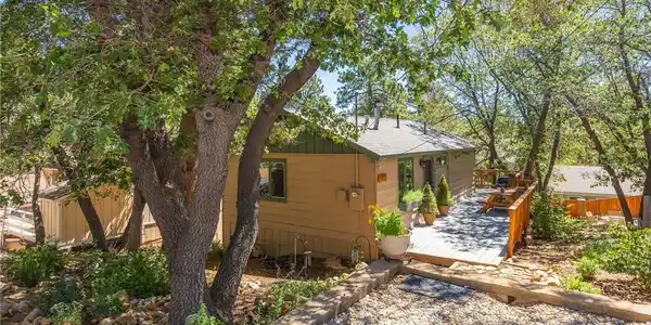 875 Santa Barbara