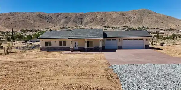 22421 Ocotillo Way