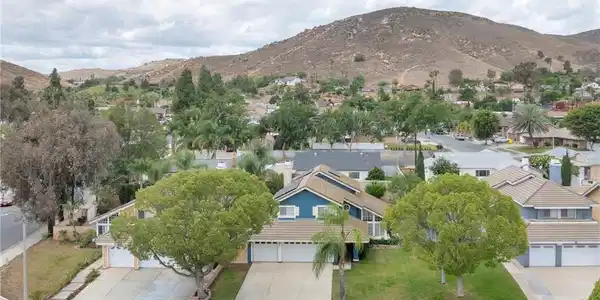 5606 Darien Court