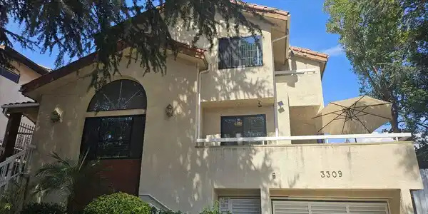 3309 Honolulu Avenue