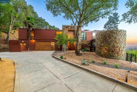 101 Greenbank Drive