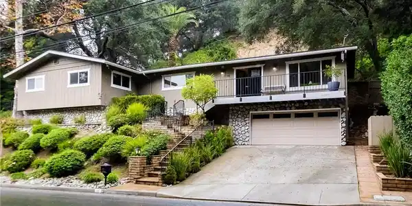 19 Hidden Valley Rd.