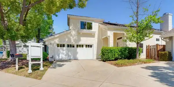 11692 Westshore Court