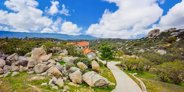 42055 Canyonside Court