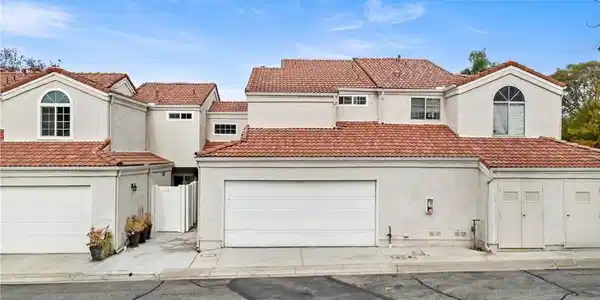13166 Pinnacle Ct
