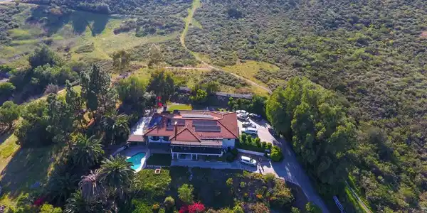 11330 Crazy Horse Dr