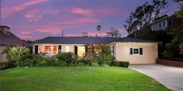 1624 Santa Barbara Avenue