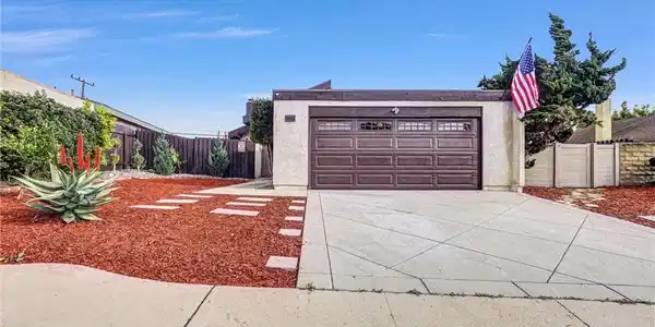 3543 Spanish Gate