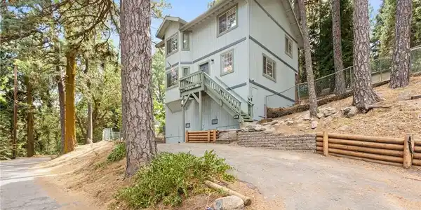 419 Hartman Circle
