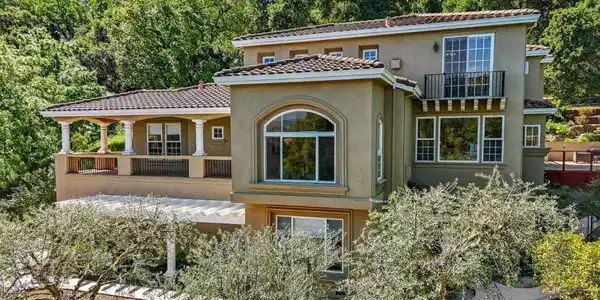 1158 Teresa Lane
