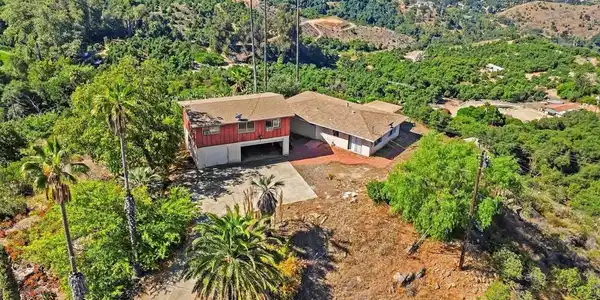 6133 Rainbow Heights Rd