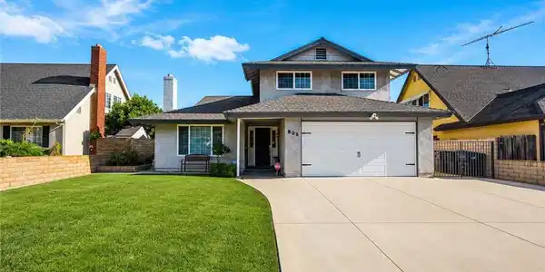 806 San Jacinto