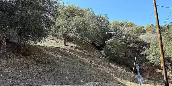 0 High Cliff Trail