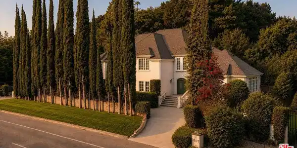 3891 Sepulveda Boulevard