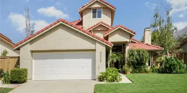 6825 Eaglehaven Lane