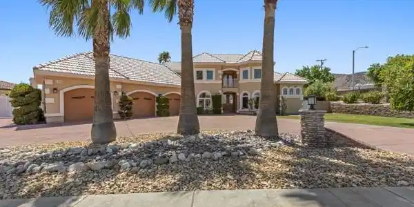 6152 Parker Drive