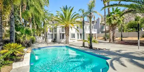 23759 Heliotrope Way
