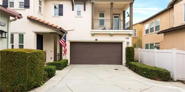 31760 Green Oak