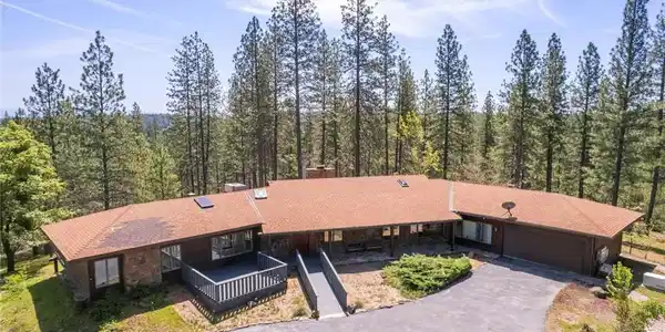 10379 Mcmahon Road