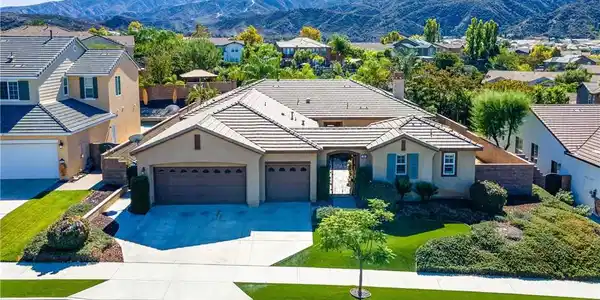 11367 Bluebird Way