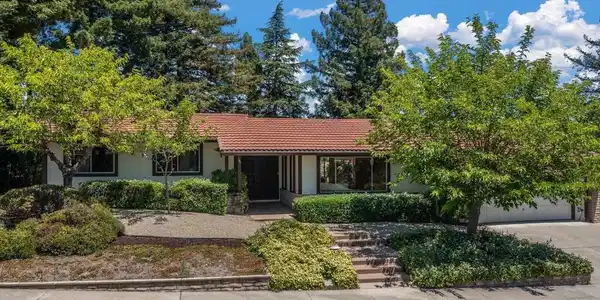 140 Warfield Drive